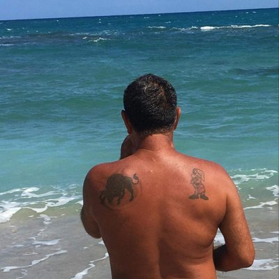 Profile Picture of Larry Hull (@LarryHu27746744) on Twitter