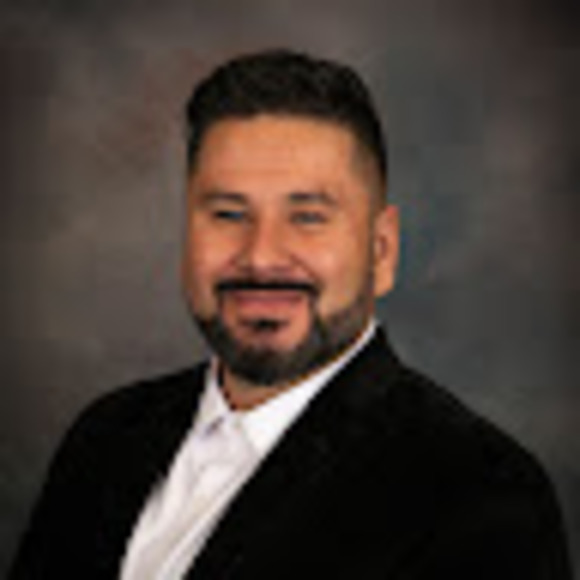 Profile Picture of Gabriel Rodriguez (@4lessdiscounts) on Poshmark