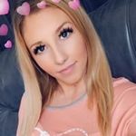 Profile Picture of Amanda Haling (@amandahaling) on Instagram