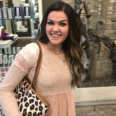 Profile Picture of Betsy Tracy Conlin (@BetsyConlin) on Twitter