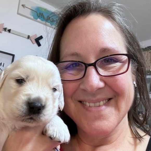 Profile Picture of Jenn Rissler (@jennrissler) on Poshmark