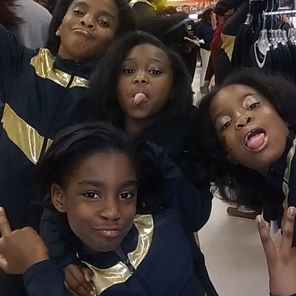 Profile Picture of Jacaia Nolley (@jonnettet) on Poshmark