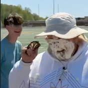 Profile Picture of Jonathan Lovelady (@Lovelady09) on Youtube