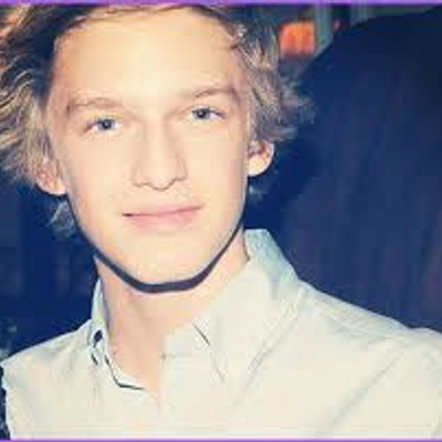 Profile Picture of Mrs. Simpson (@MrsBriSimpson) on Twitter