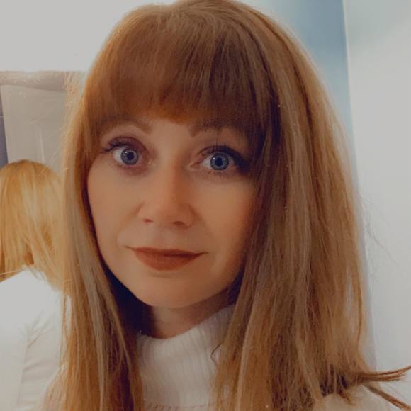 Profile Picture of Crystal Gruchy (@crystalgruchy) on Poshmark