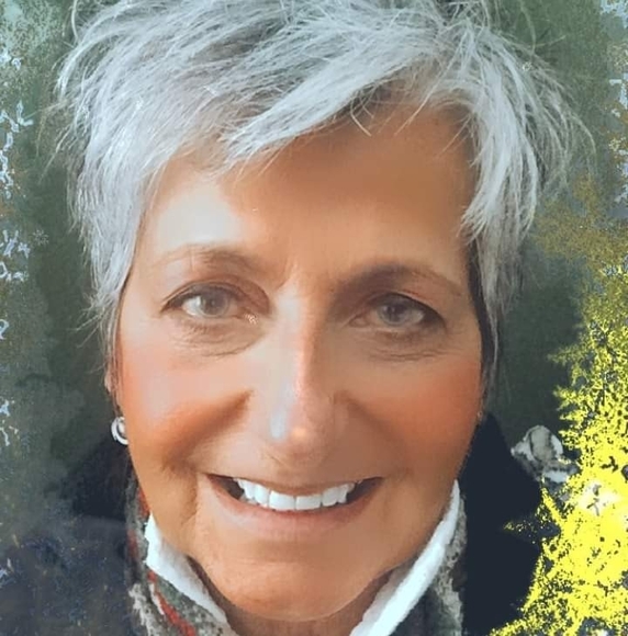 Profile Picture of Nancy Mansour (@spicegirl_5) on Poshmark