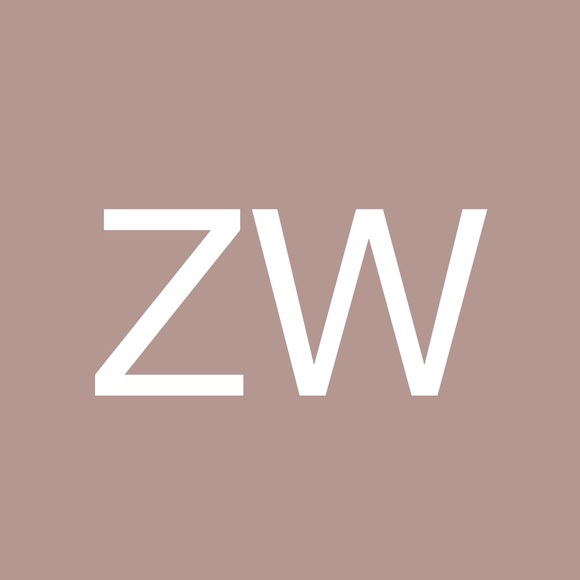 Profile Picture of Zannie Wyant (@zannie_wyant) on Poshmark