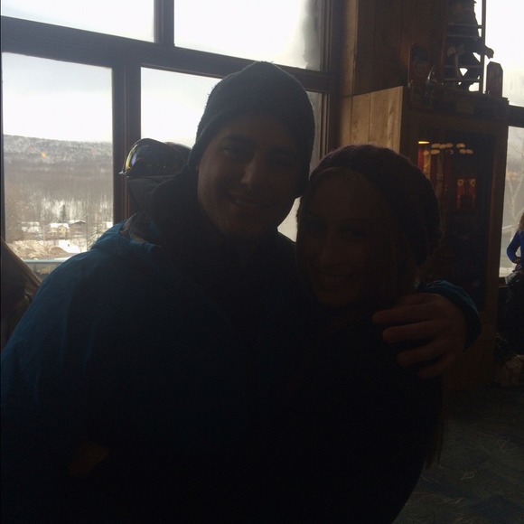 Profile Picture of Richard Denora (@rsdenora) on Poshmark