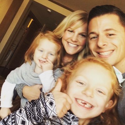 Profile Picture of Shelly Downey (@ShellyDowney12) on Twitter