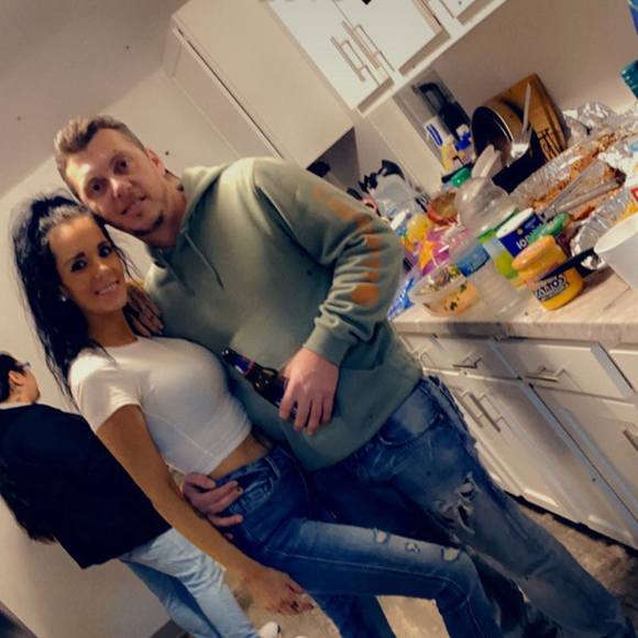 Profile Picture of Miranda Smarr (@mirandasmarr89) on Poshmark