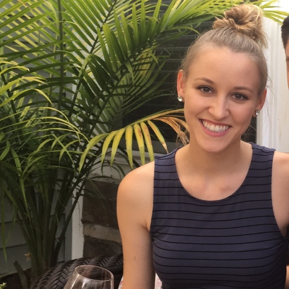 Profile Picture of Gemma Antoniewicz (@gemanton) on Poshmark