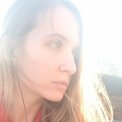 Profile Picture of Ruth Keren (@RuthKeren3) on Twitter