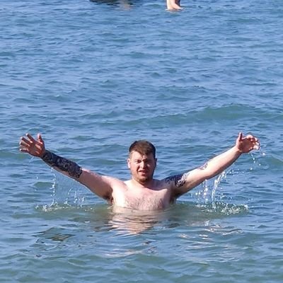 Profile Picture of Broad (@JosephBroadhead) on Twitter