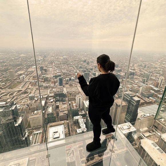 Profile Picture of Safa Badamchi (@safa_badamchi) on Poshmark