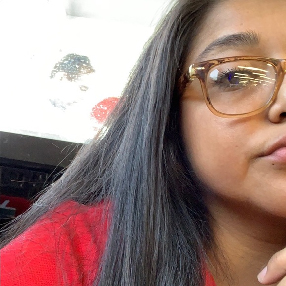Profile Picture of Lucy Ramirez (@lucyr1307) on Poshmark