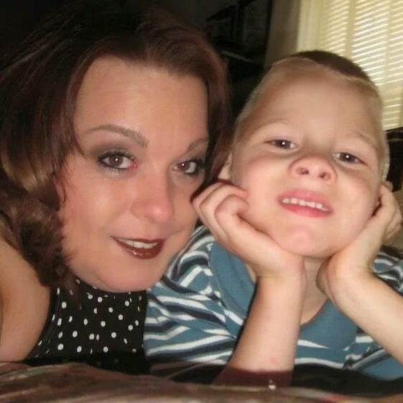 Profile Picture of Stacy Chapman (@stacychapman77) on Poshmark