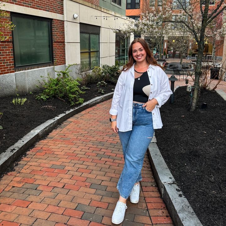 Profile Picture of Victoria Blauvelt (@victoriablauvelt) on Tiktok