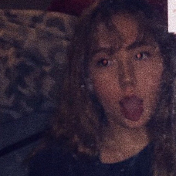 Profile Picture of Alexis Summerfield (@lexysummerfield) on Poshmark
