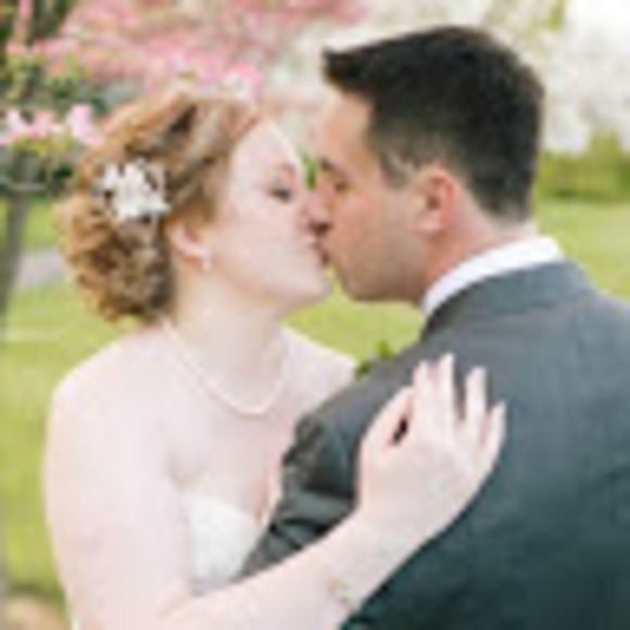 Profile Picture of Carrie Piscioneri (@hutcar92) on Poshmark