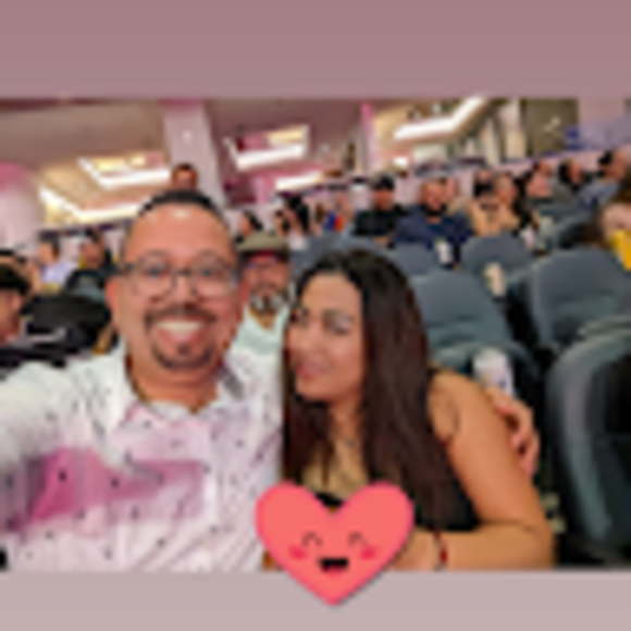 Profile Picture of Daniela Mazariegos (@daniela82889) on Poshmark