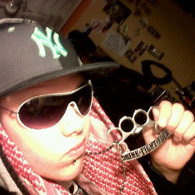 Profile Picture of James Robinson (@jay_skin) on Twitter