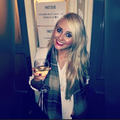 Profile Picture of Victoria Eaton (@x_vikki) on Twitter