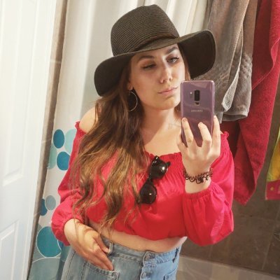 Profile Picture of Ames ღ (@ScottAmy29) on Twitter