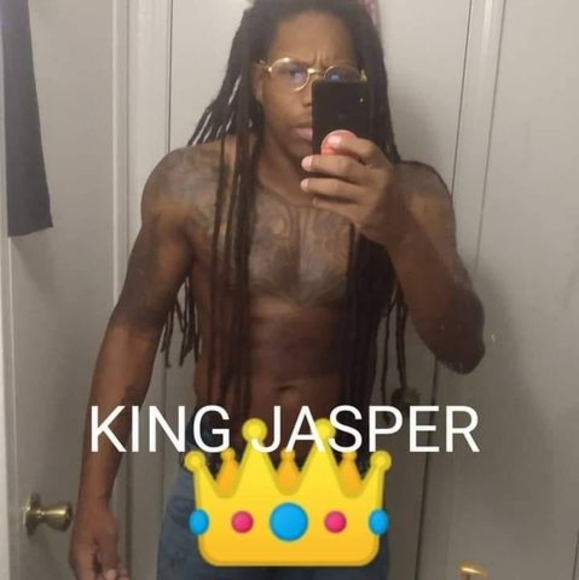 Profile Picture of Jasper Jasper (@jasperjasper763) on Poshmark