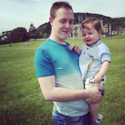 Profile Picture of Robert Llewellyn (@rob_llew) on Twitter
