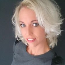 Profile Picture of Amanda Ten Hove (@@AmandatenHove84) on Twitter