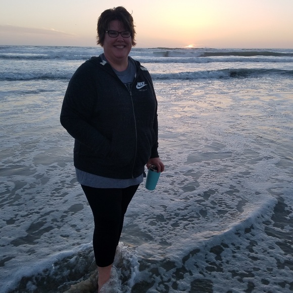 Profile Picture of Christine Gislason (@cag241) on Poshmark