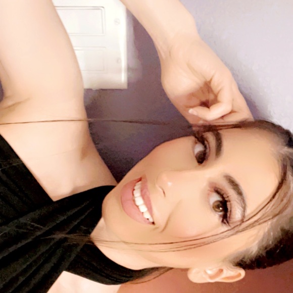 Profile Picture of Badria Ismail (@ismailbadria) on Poshmark