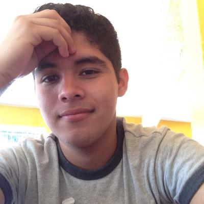 Profile Picture of Fernando Careaga (@weezyfher) on Twitter