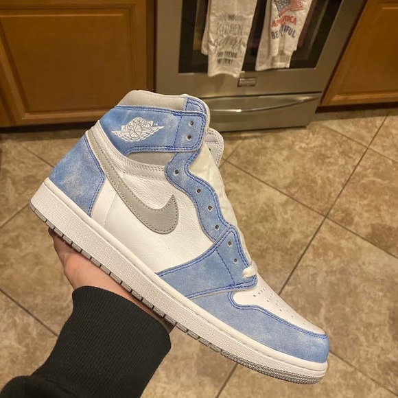 Profile Picture of Robert Hanna (@purpledrank21) on Poshmark