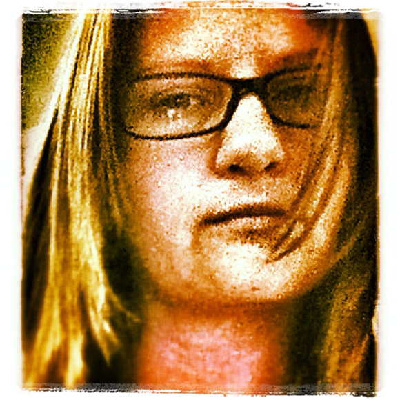 Lisa Guimond - Poshmark Profile Picture of Lisa Guimond (@lguimond) on Poshmark