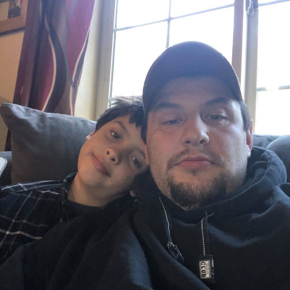 Profile Picture of Joshua Hawk (@joshua_hawk) on Poshmark