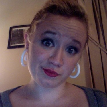 Profile Picture of Kaitlin New (@keni_doll) on Twitter