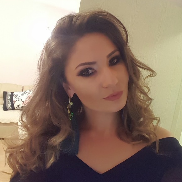 Profile Picture of Milka Jankulovski (@milka_j) on Poshmark