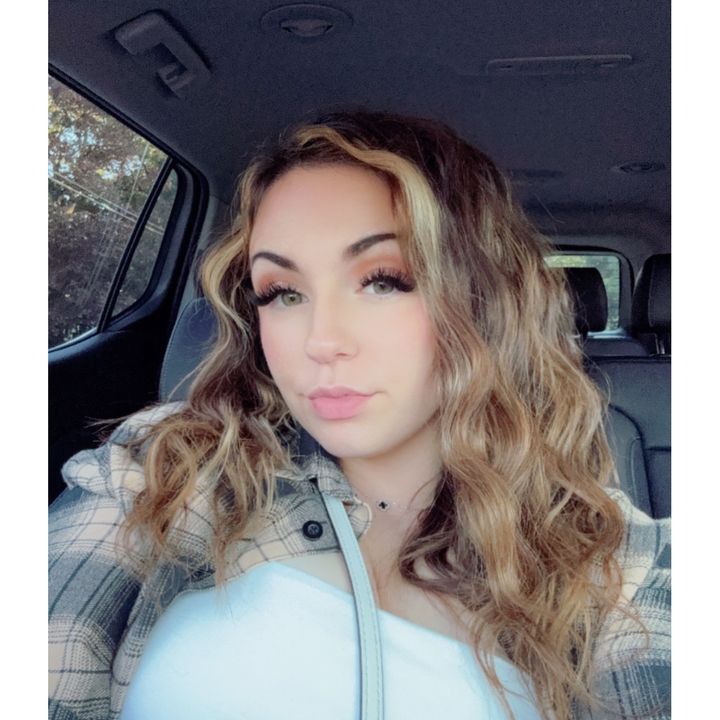 Profile Picture of K A T I E  G R A Y (@katieegrayy) on Tiktok