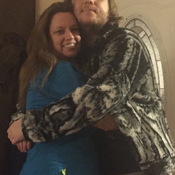 Profile Picture of Barbara Clay (@barbaraclay) on Poshmark