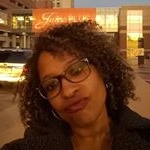 Profile Picture of Mechelle Curry (@robertsonchelle) on Instagram