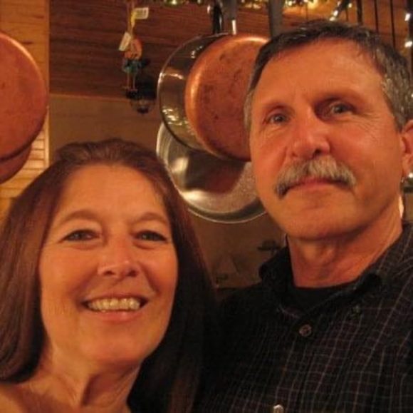 Profile Picture of Kim Gullekson (@kimgull640) on Poshmark