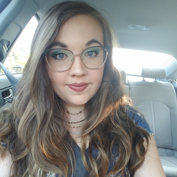 Profile Picture of Madison Mayer (@mmwest812) on Poshmark