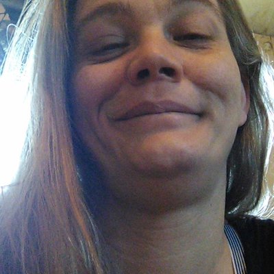 Profile Picture of Crystal Thorn (@thorn_crystal) on Twitter