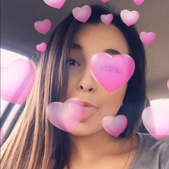 Profile Picture of Brittany Siebert (@bsiebert7) on Poshmark