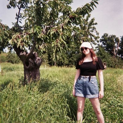 Profile Picture of Danielle Treyger (@danit678) on Twitter