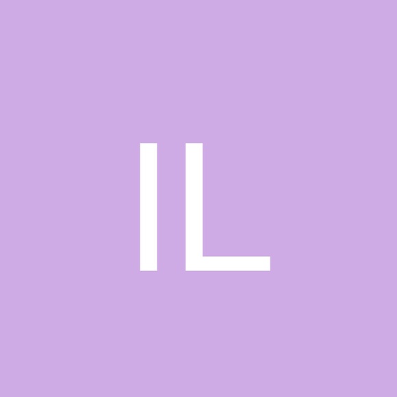 Profile Picture of Iris Lloyd (@aruba1931) on Poshmark