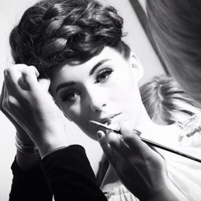 Profile Picture of Shamalah Hairstylist (@shamalah16) on Twitter