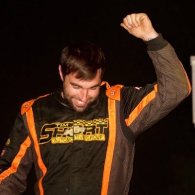 Profile Picture of Dustin Linville (@roosterd8) on Twitter