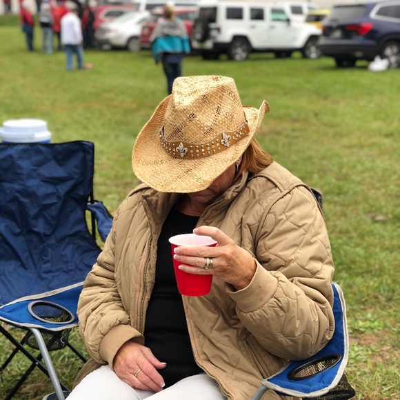 Profile Picture of Sherry Mcnutt (@sherrymcnutt) on Poshmark